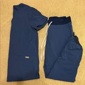 Figs Women’s “Denim” Scrub Set